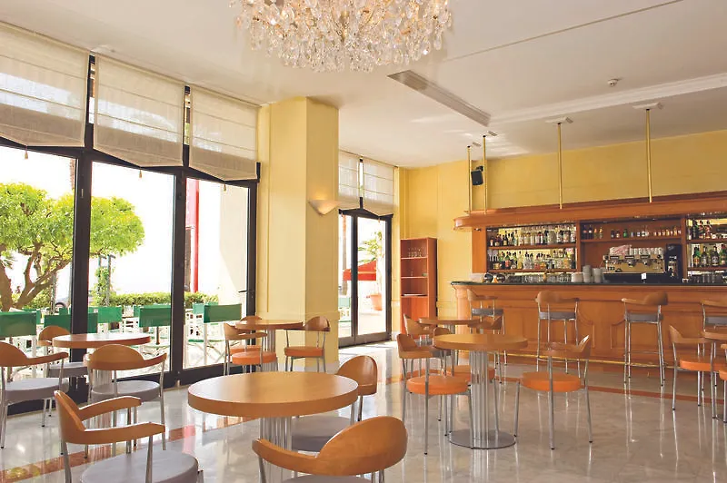 Hotel Bleues Modigliani Paris