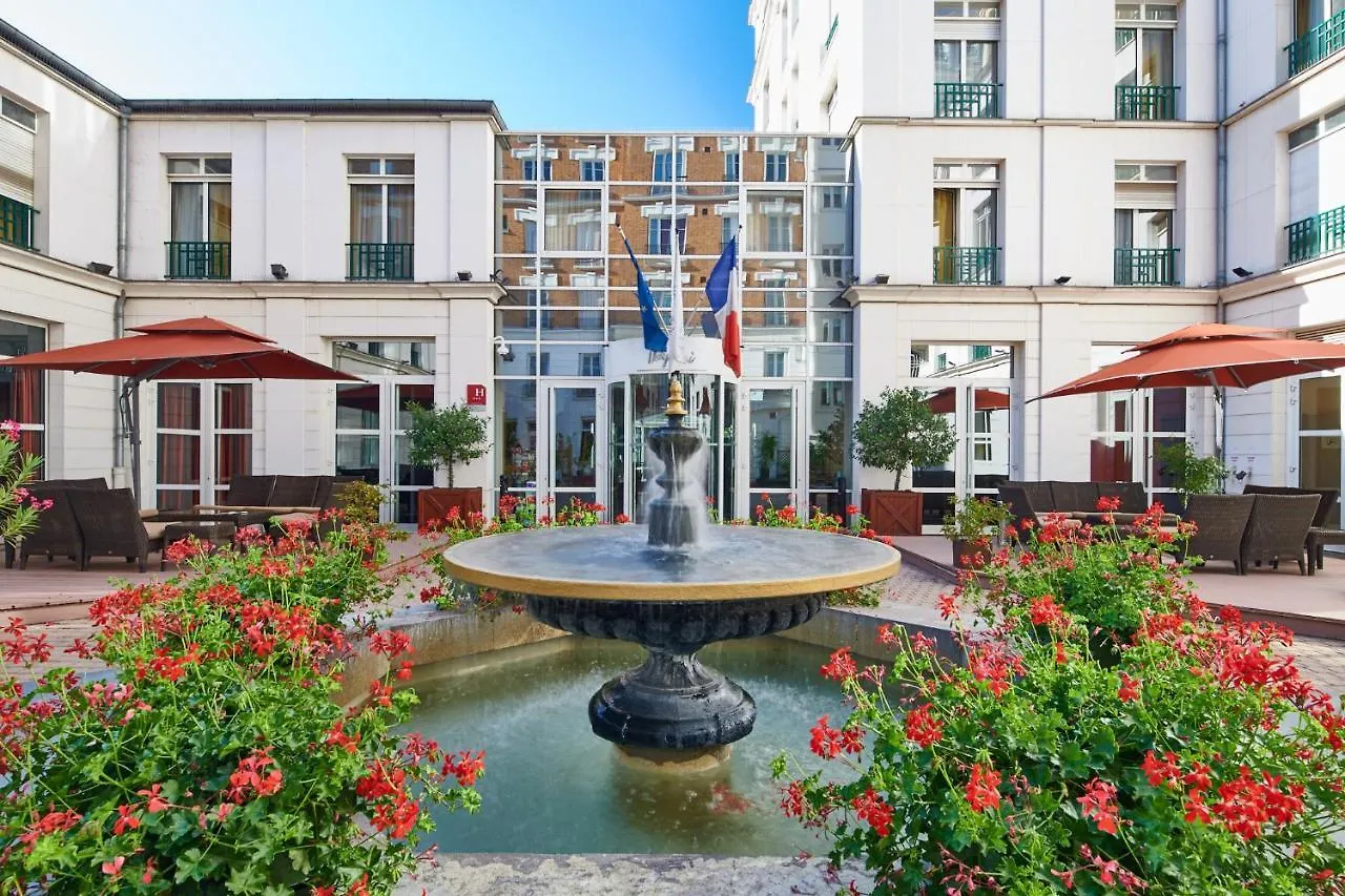 Bleues Modigliani Hotel 3*